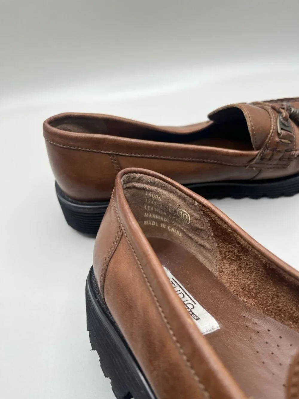VTG Studio Brown Leather Tassel Loafers Chunky Lug Sole Preppy Academia Size 10